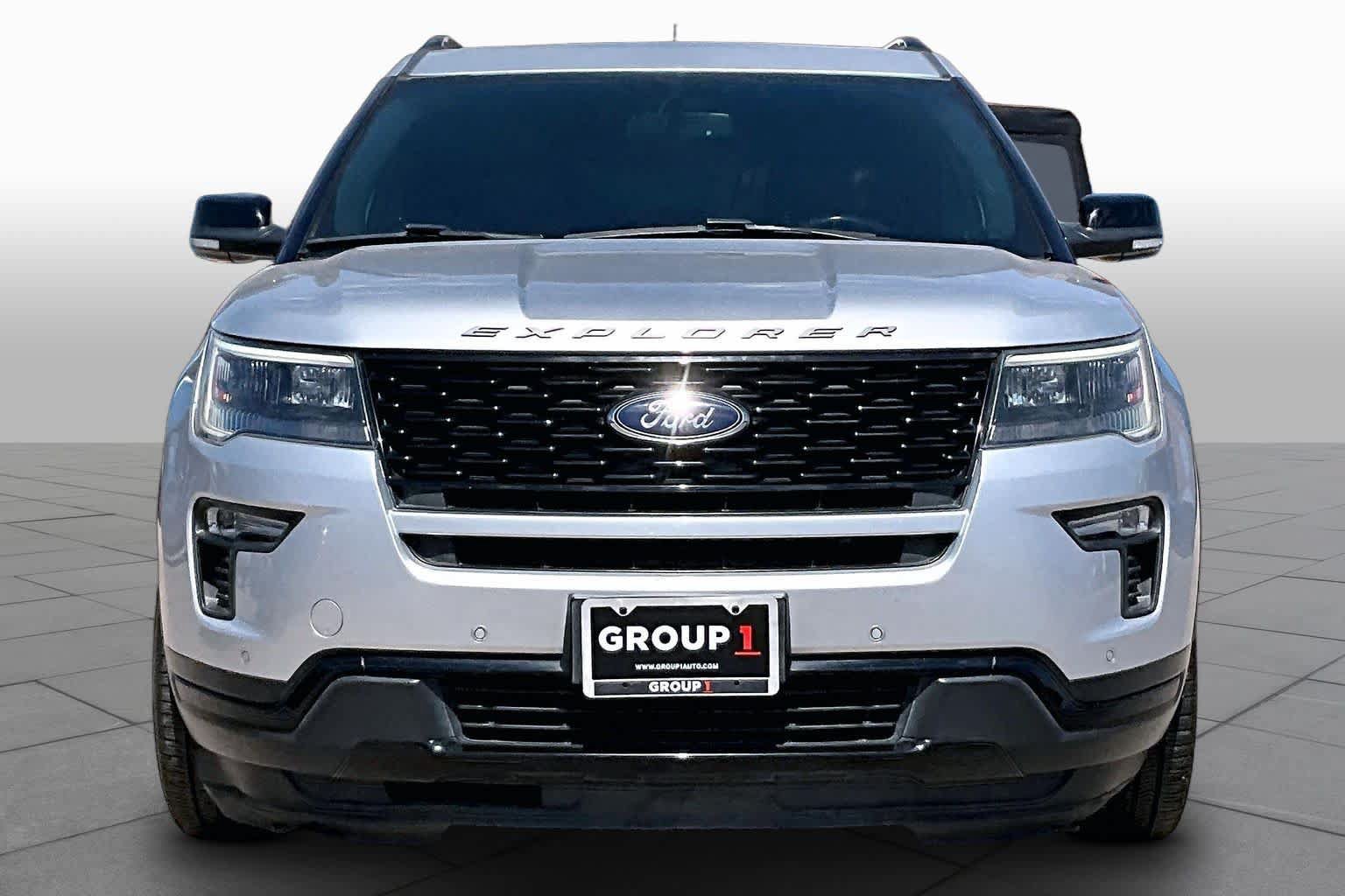 Used 2018 Ford Explorer Sport AWD/4WD image 4