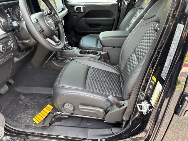 New 2026 Jeep Wrangler Unlimited Sport AWD/4WD image 9