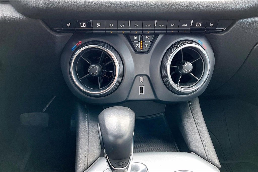 Used 2022 Chevrolet Blazer LT w/ Midnight/Sport Edition image 24