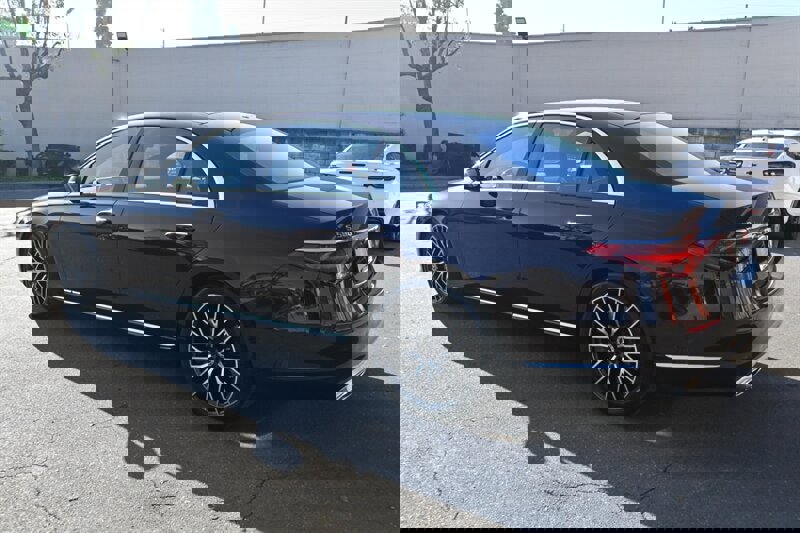 Used 2021 Mercedes-Benz S 580 4MATIC Sedan image 5