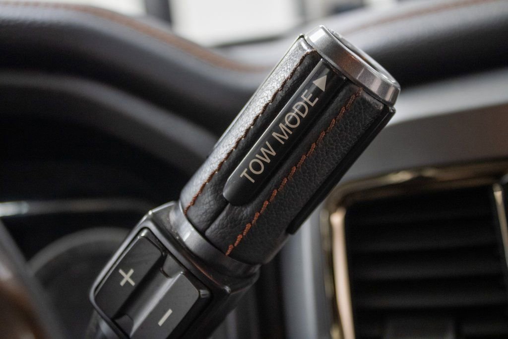 Used 2016 Nissan Titan Platinum Reserve image 14