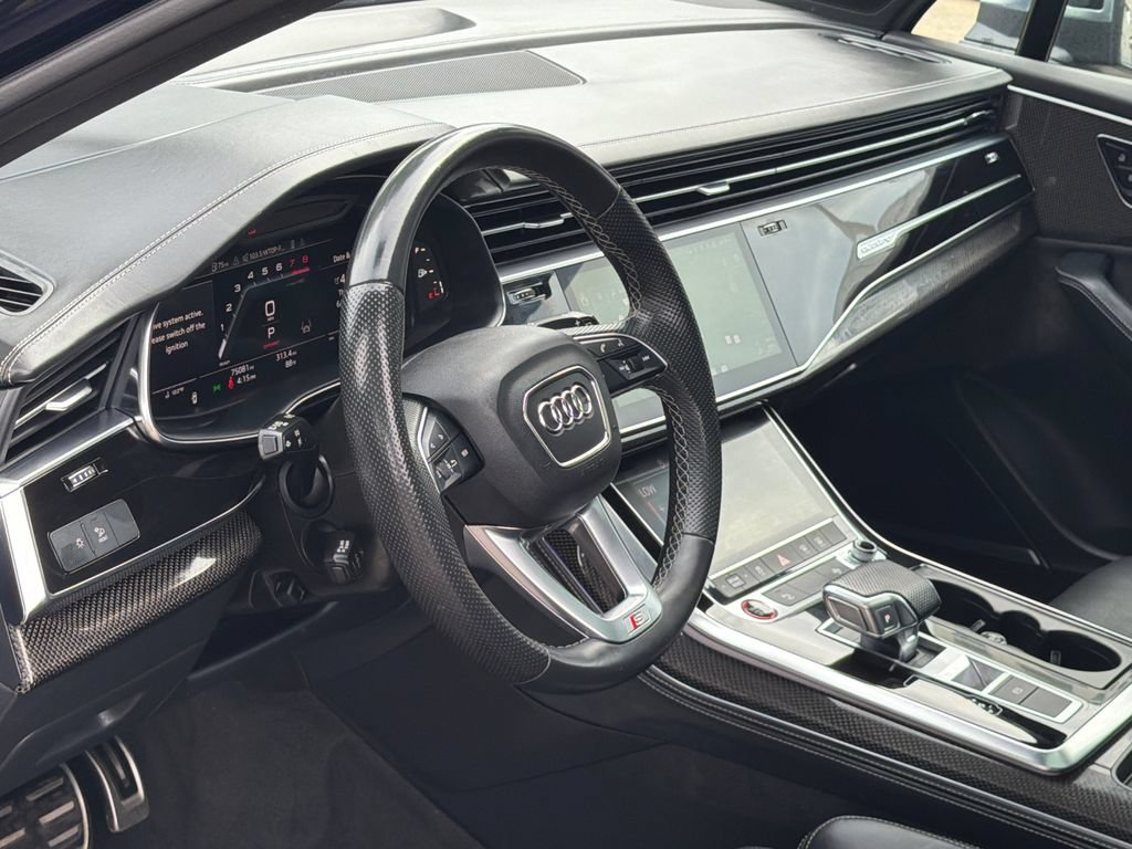 Used 2022 Audi SQ7 Premium Plus w/ SQ7 Executive Package AWD/4WD image 17