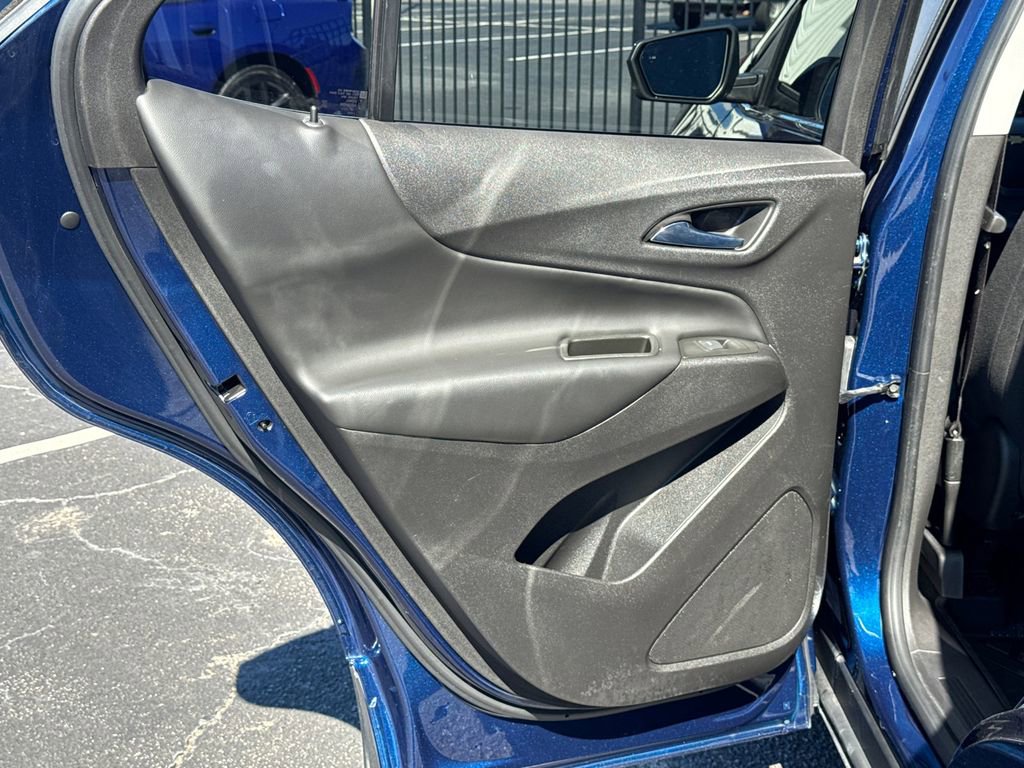 Used 2022 Chevrolet Equinox LT image 22