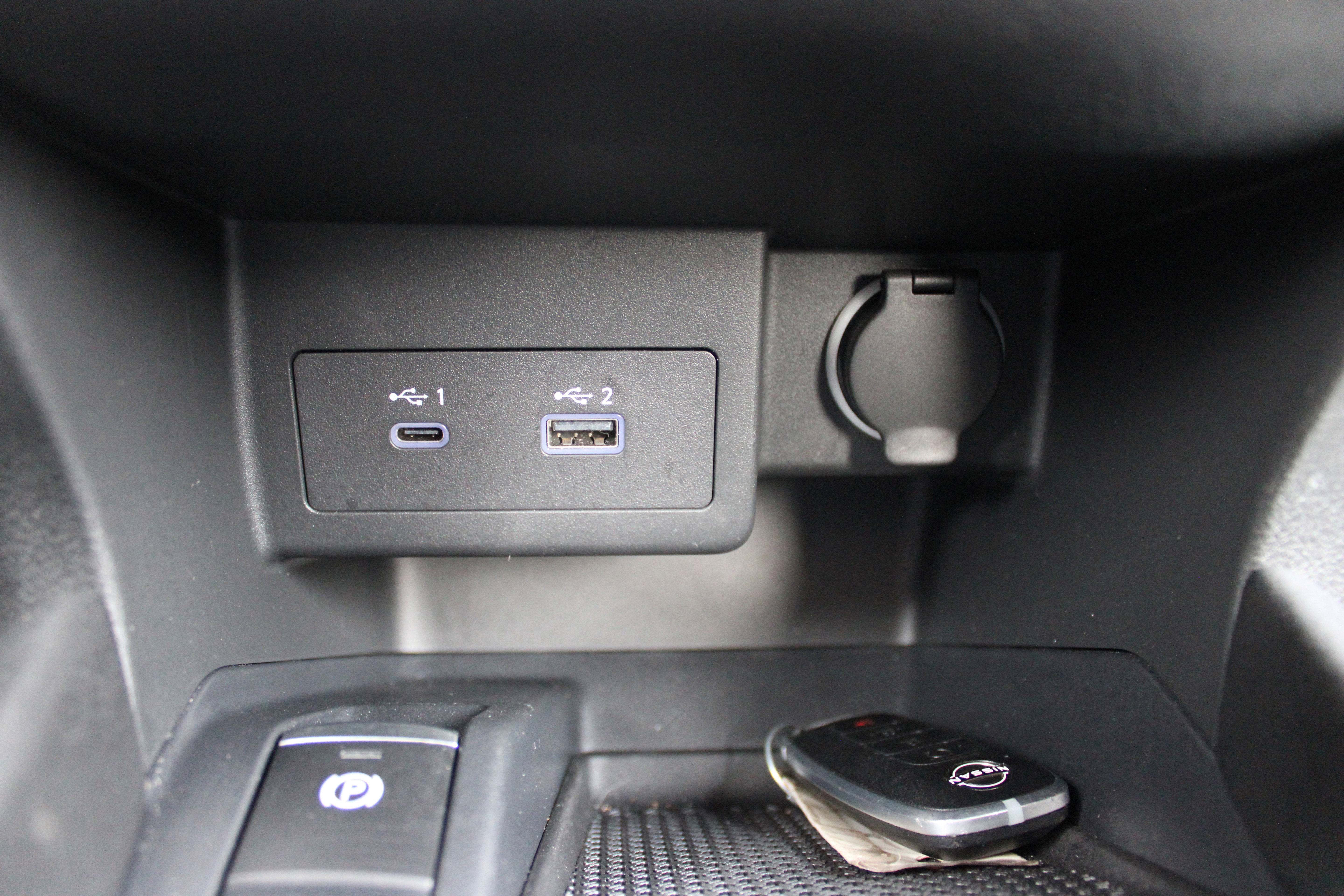 Certified 2024 Nissan Kicks SV image 17