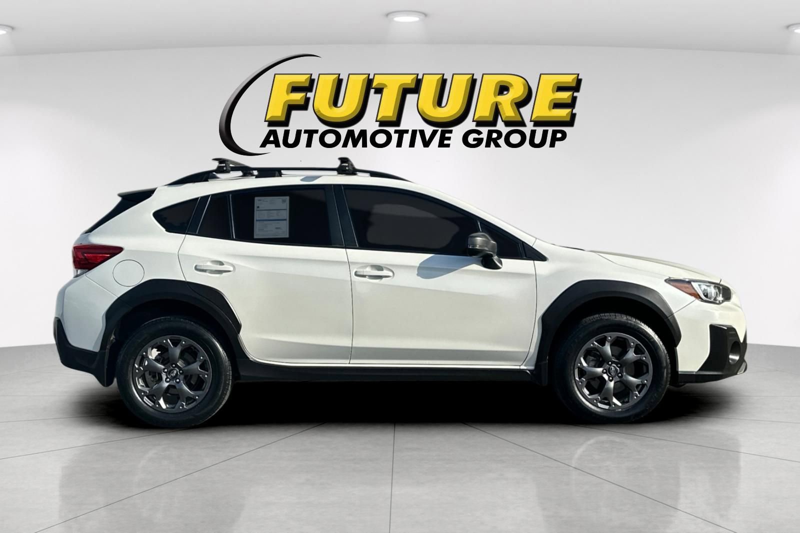 Used 2022 Subaru Crosstrek 2.5i Sport w/ Moonroof Package image 2