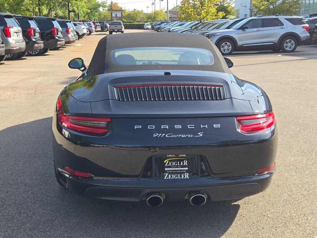 Used 2019 Porsche 911 Carrera S image 17