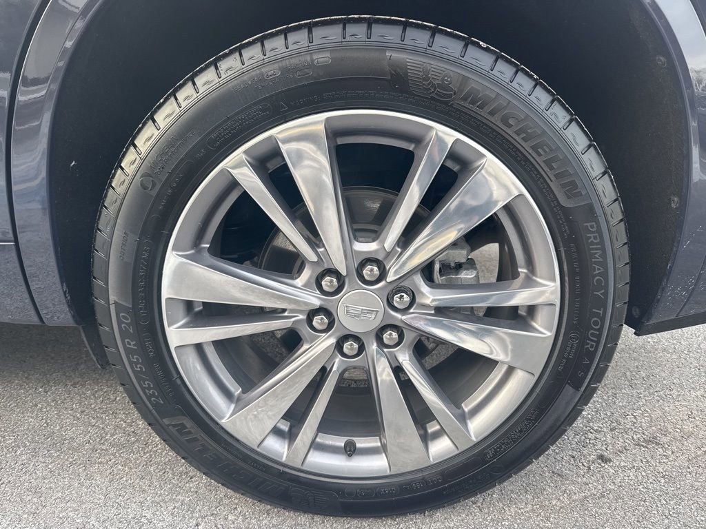 Certified 2025 Cadillac XT6 Premium Luxury image 14