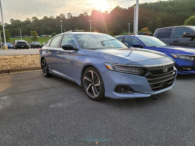 Used 2022 Honda Accord Sport image 4