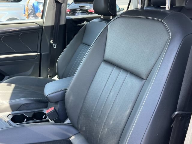 Used 2024 Volkswagen Tiguan SE FWD image 34
