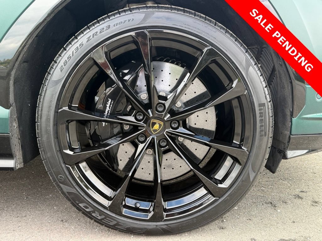Used 2024 Lamborghini Urus S AWD/4WD image 19