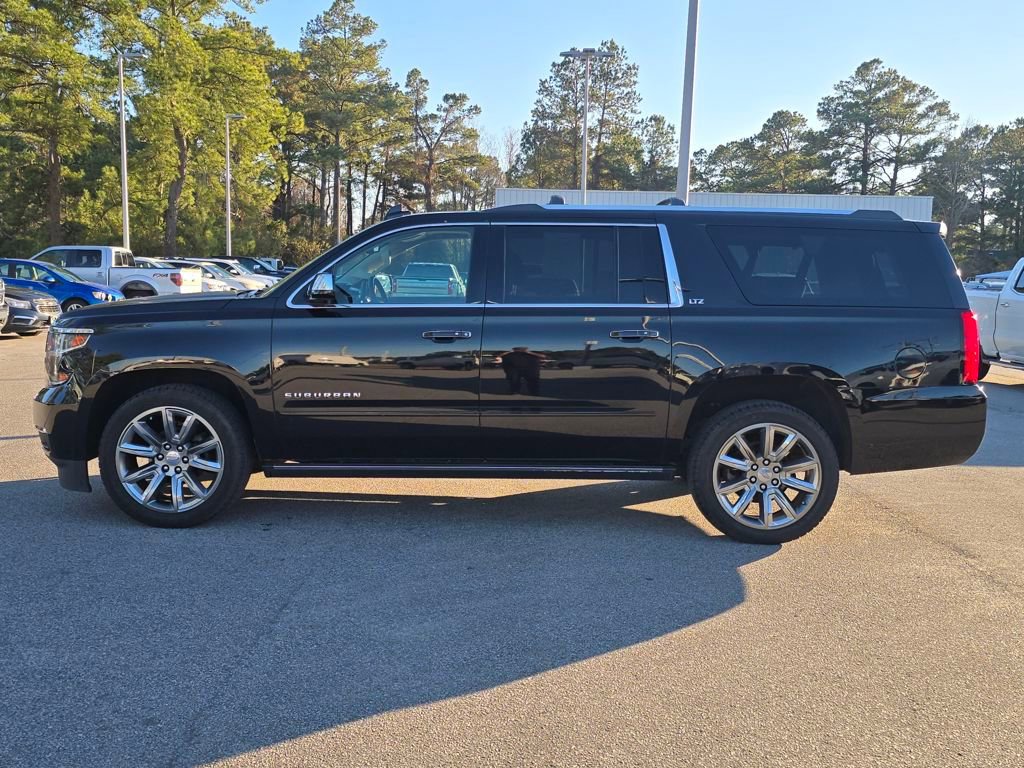 Used 2015 Chevrolet Suburban LTZ image 2