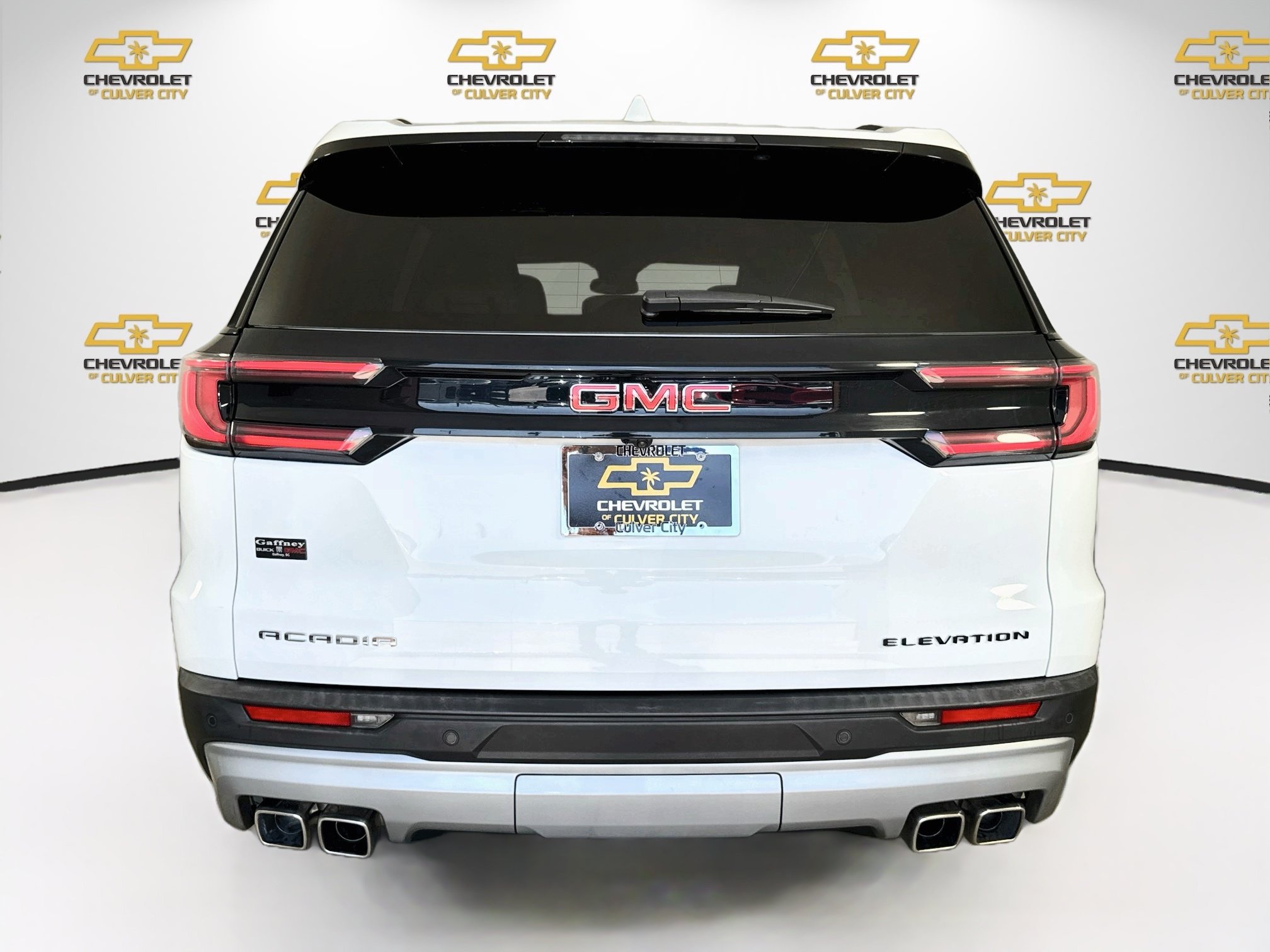 Used 2024 GMC Acadia Elevation w/ LPO, Floor Liner Package FWD image 7