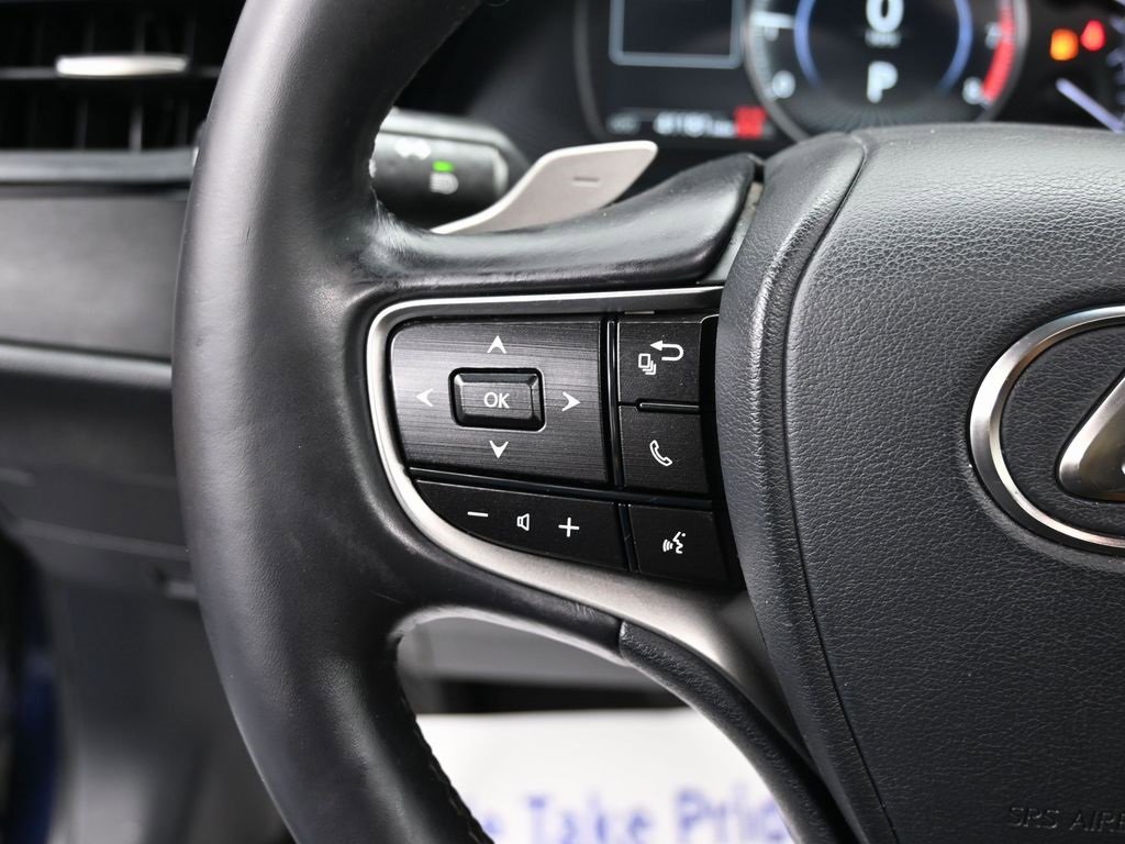 Used 2025 Lexus ES 350 w/ Premium Package image 19