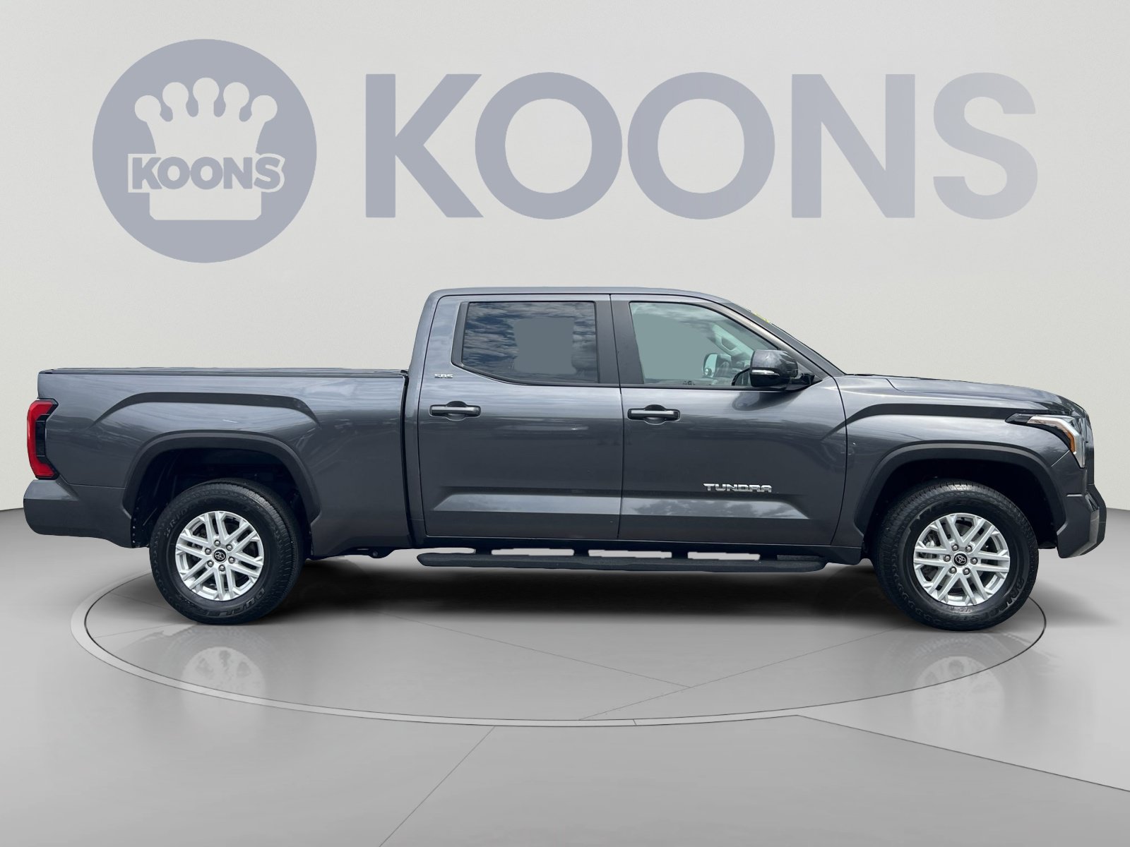 Used 2024 Toyota Tundra SR5 w/ SR5 Premium Package AWD/4WD image 8