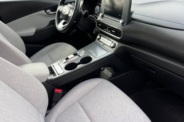 Used 2023 Hyundai Kona SE w/ Cargo Package FWD image 20