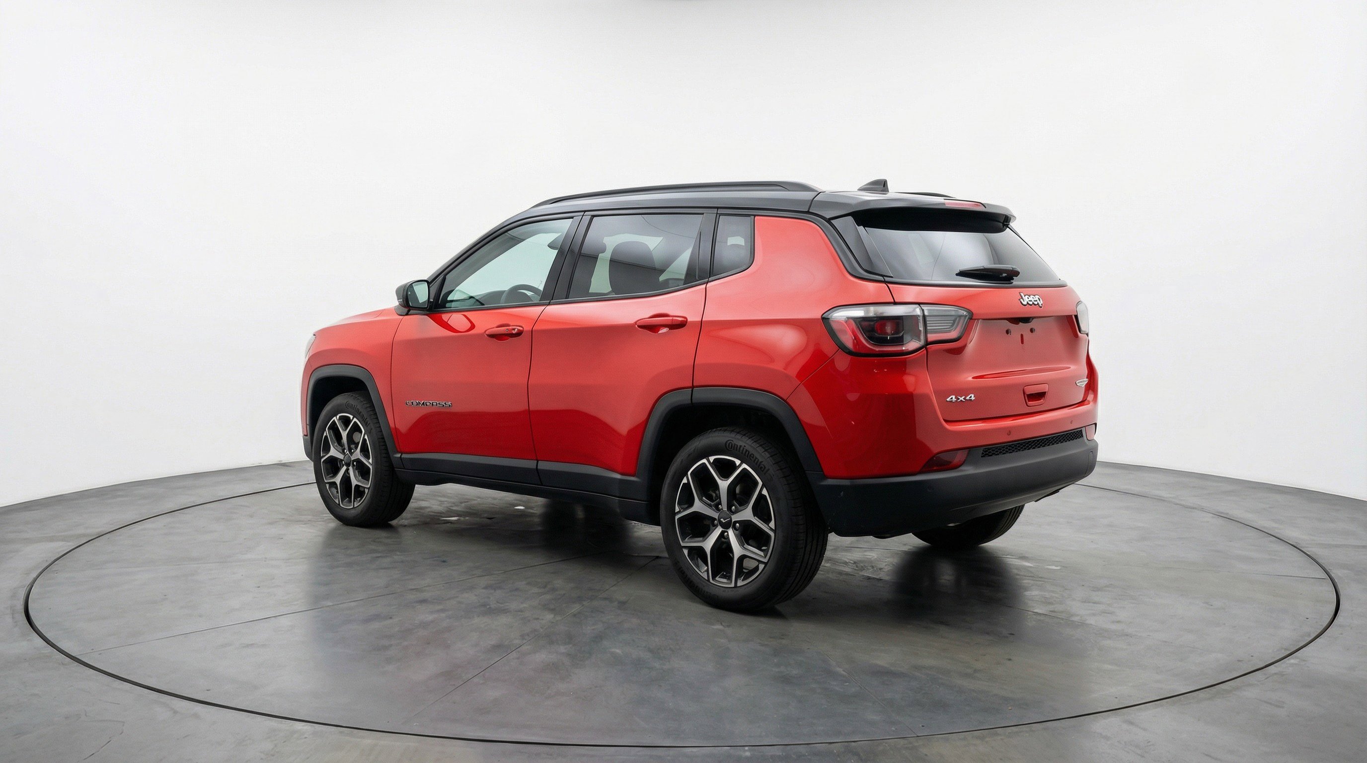 Used 2025 Jeep Compass Limited image 6
