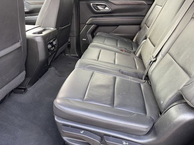 Used 2022 Chevrolet Suburban Z71 image 17