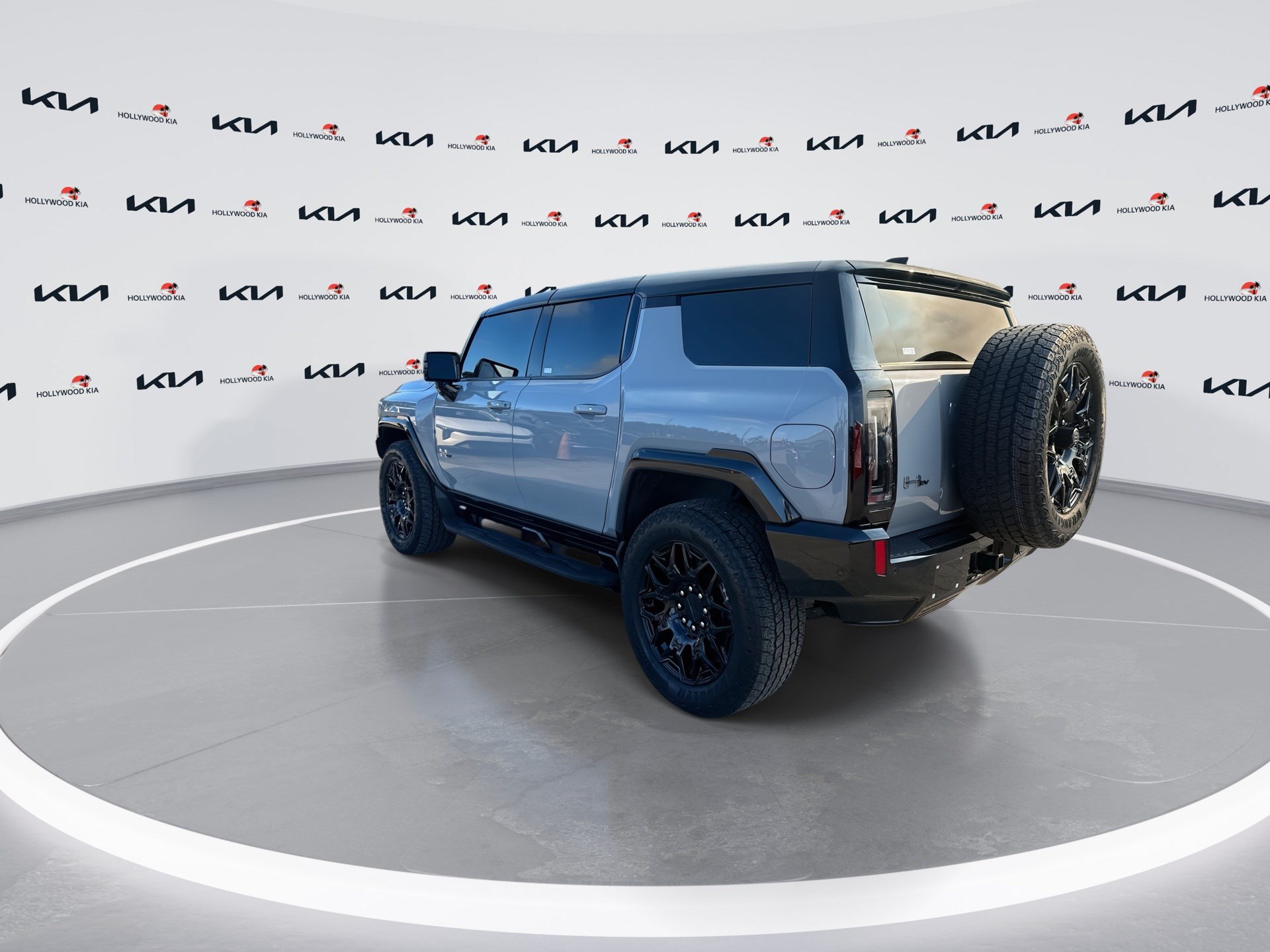 Used 2024 GMC Hummer EV 2X AWD/4WD image 6