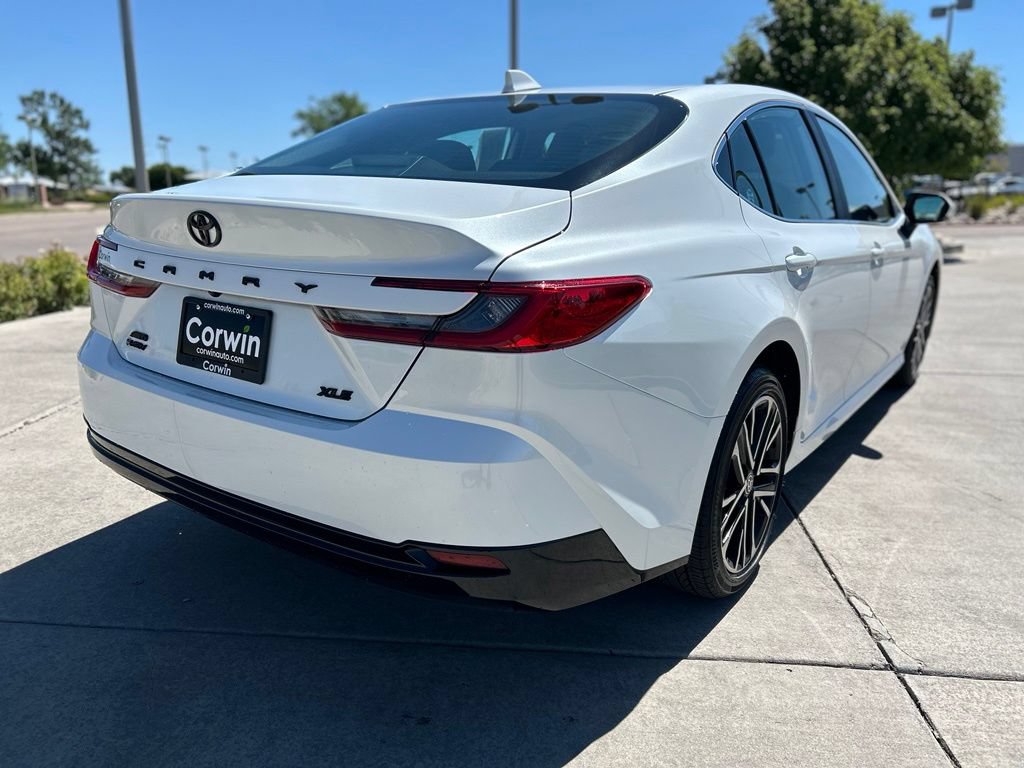 Used 2026 Toyota Camry XLE AWD/4WD image 7