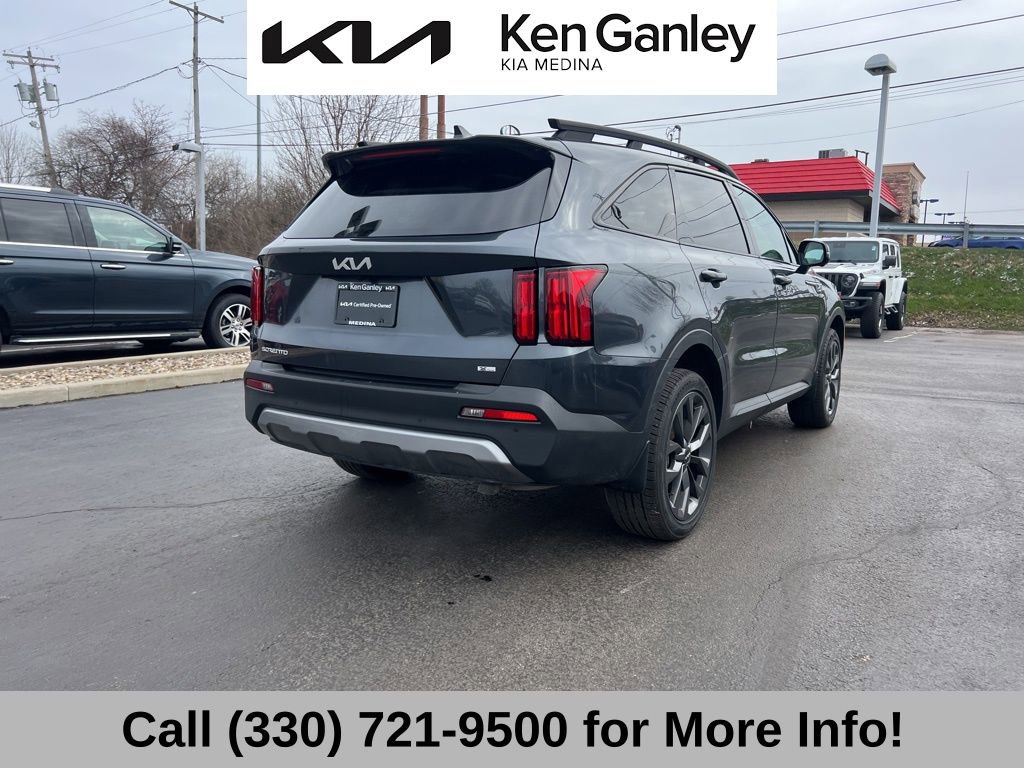 Certified 2023 Kia Sorento SX Prestige image 9