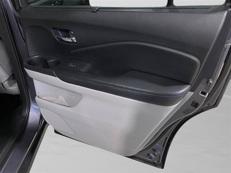 Used 2016 Honda Pilot Touring image 33