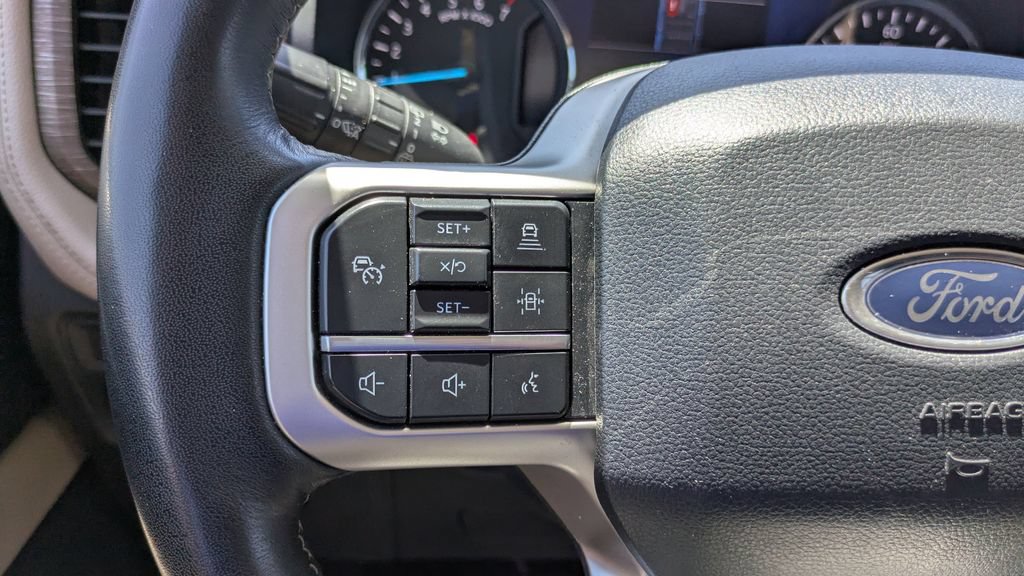 Used 2024 Ford Expedition Limited RWD image 21
