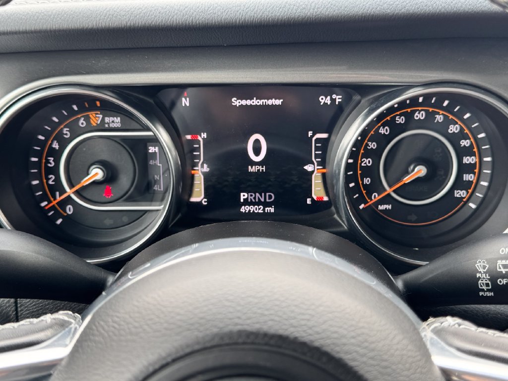 Used 2021 Jeep Wrangler Unlimited Sahara w/ Uconnect 4C Nav & Sound Group AWD/4WD image 22