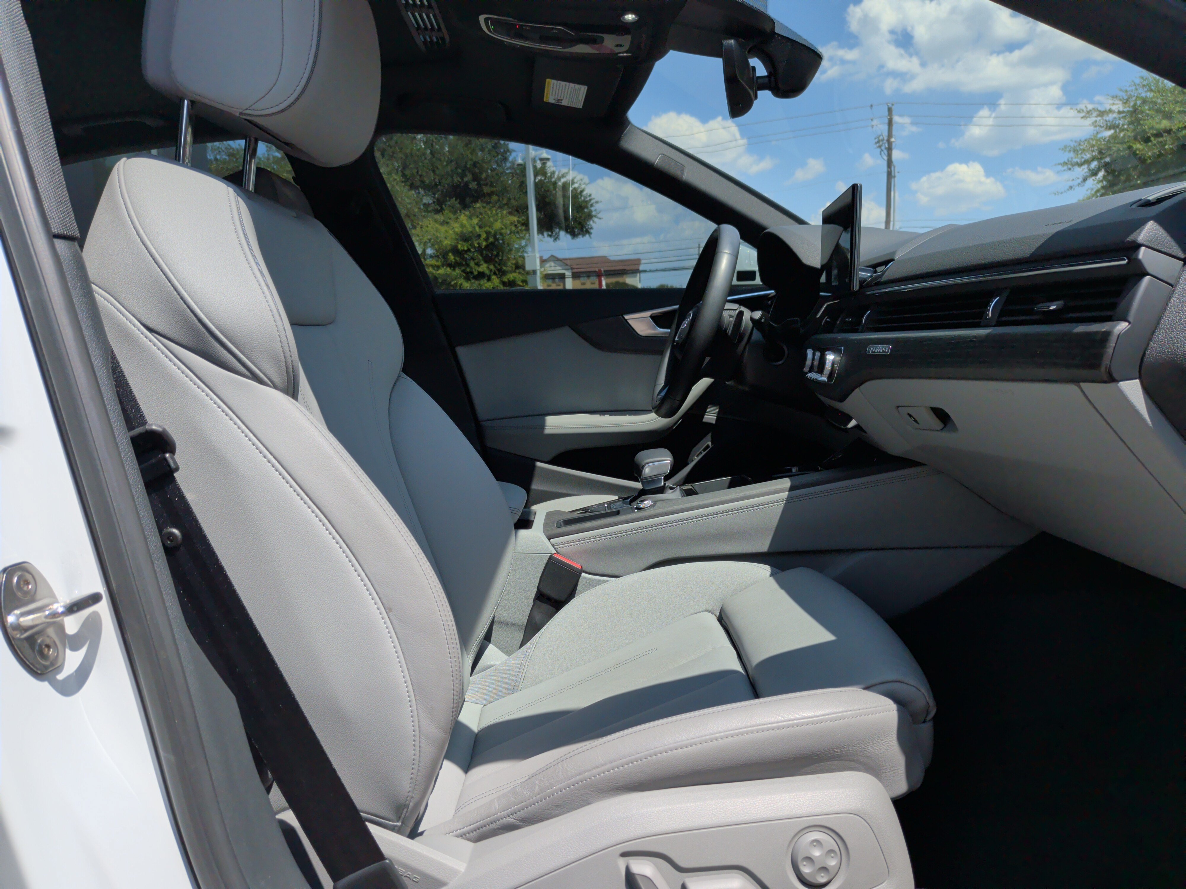 Certified 2023 Audi A4 2.0T Premium Plus w/ Premium Plus Package AWD/4WD image 33