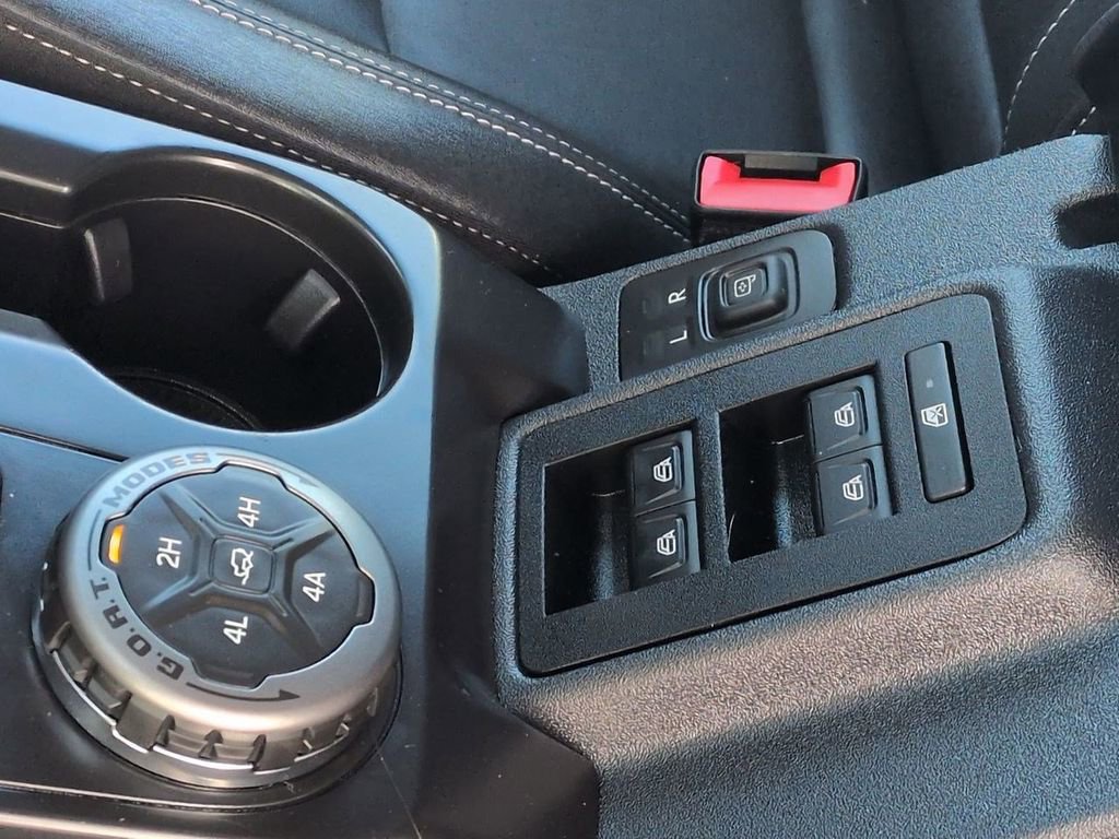 Certified 2025 Ford Bronco Badlands image 10