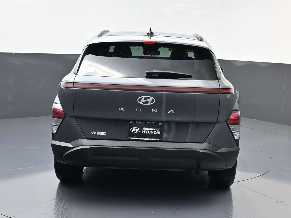 Certified 2025 Hyundai Kona SEL image 5