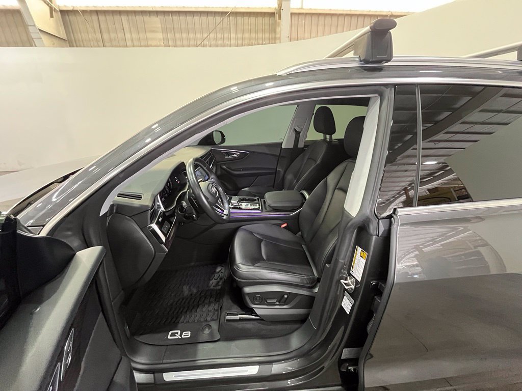 Used 2022 Audi Q8 Premium Plus AWD/4WD image 17