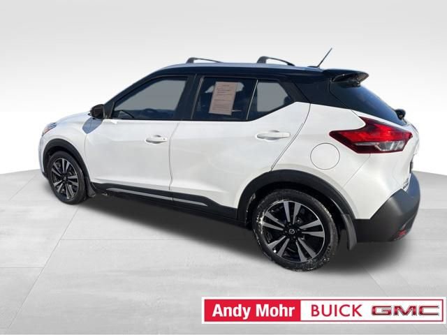 Used 2019 Nissan Kicks SR w/ SR Premium Package image 9