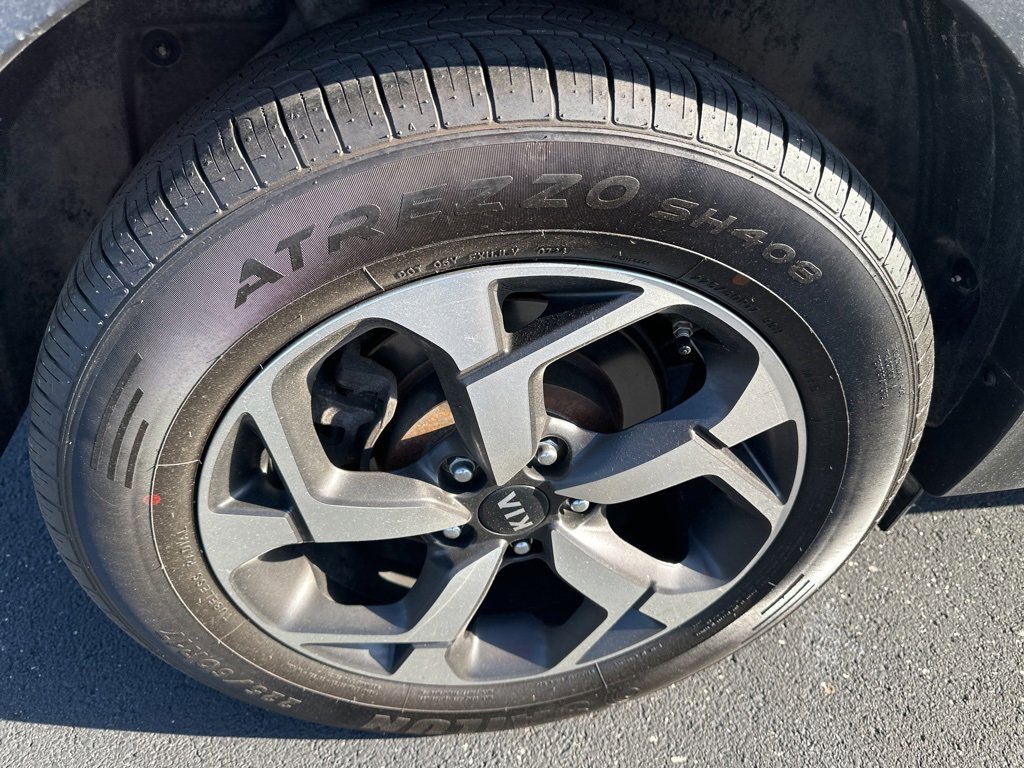 Used 2022 Kia Sportage LX image 16