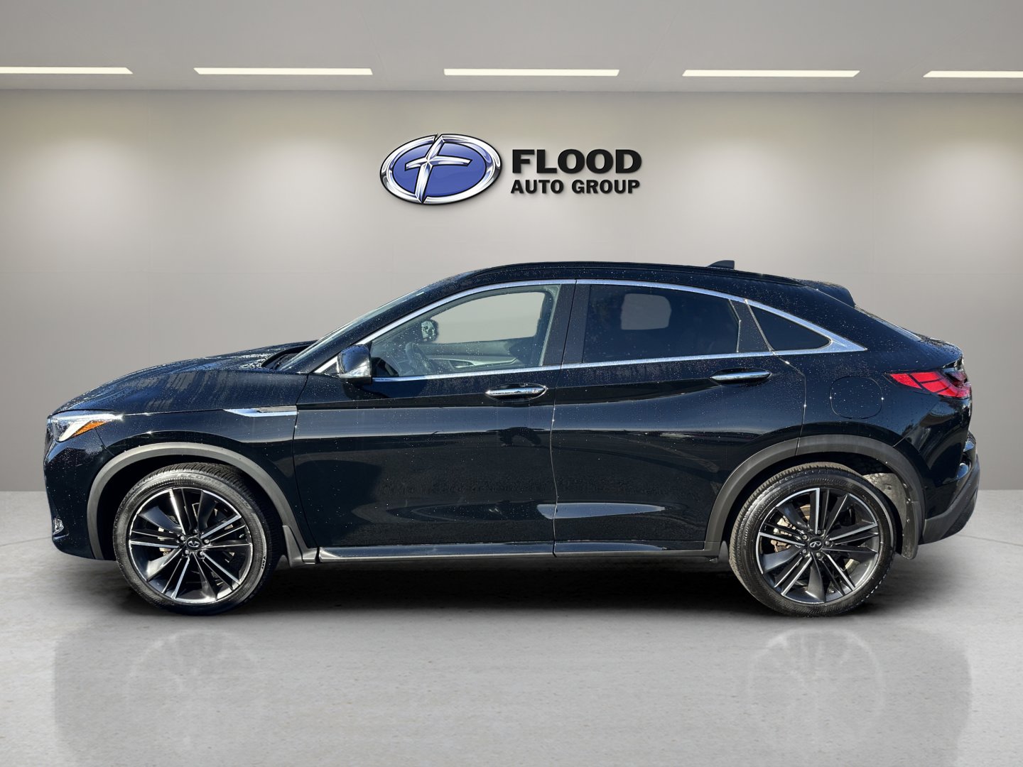 Used 2022 INFINITI QX55 Essential w/ Proassist Package image 4