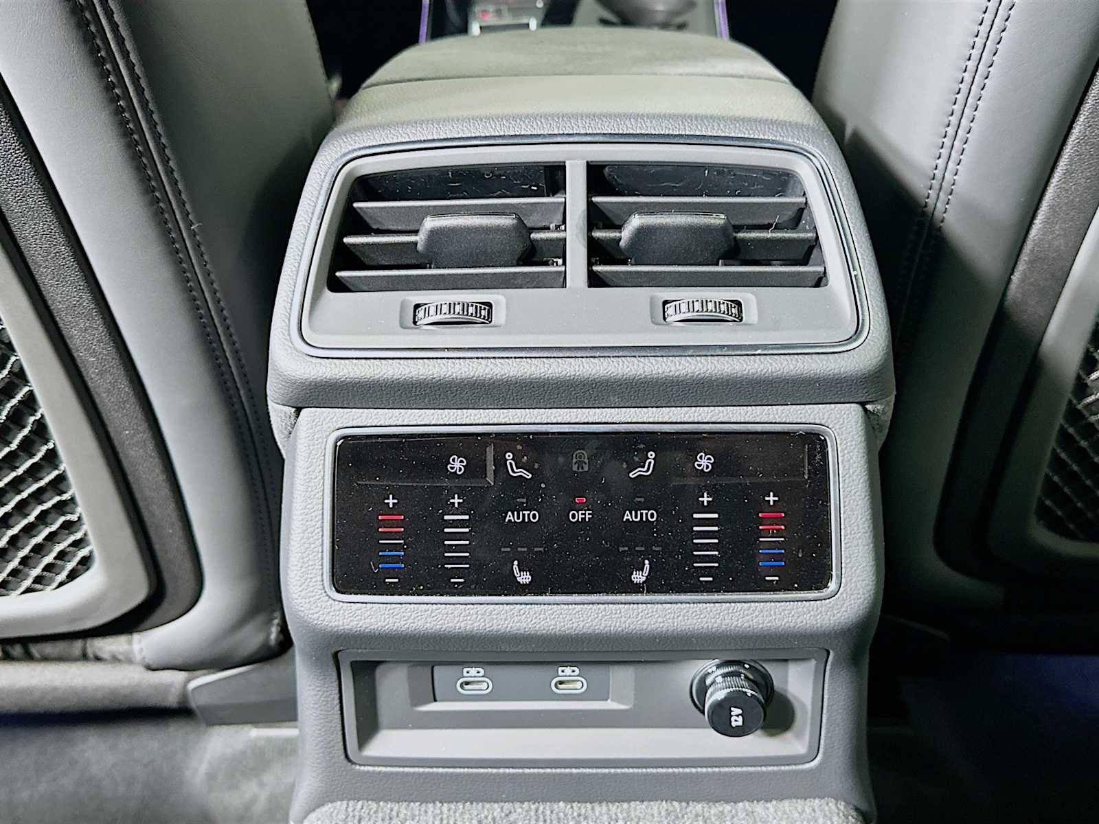 New 2026 Audi RS 6 performance image 24