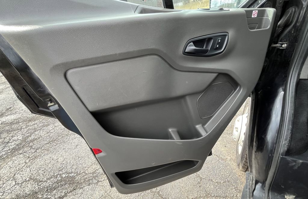 Used 2021 Ford Transit 350 XLT image 11