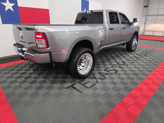Used 2024 RAM 3500 Tradesman w/ Chrome Appearance Group image 19