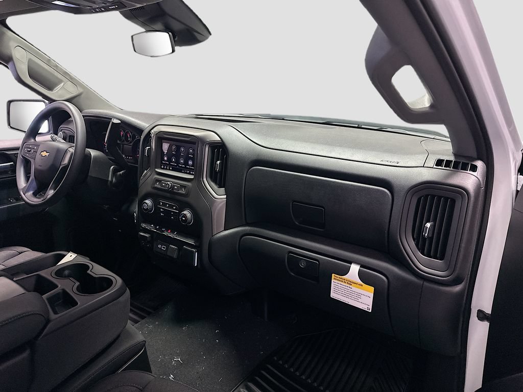 New 2026 Chevrolet Silverado 1500 Custom AWD/4WD image 32