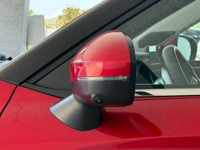 New 2025 Mitsubishi Outlander SE image 4