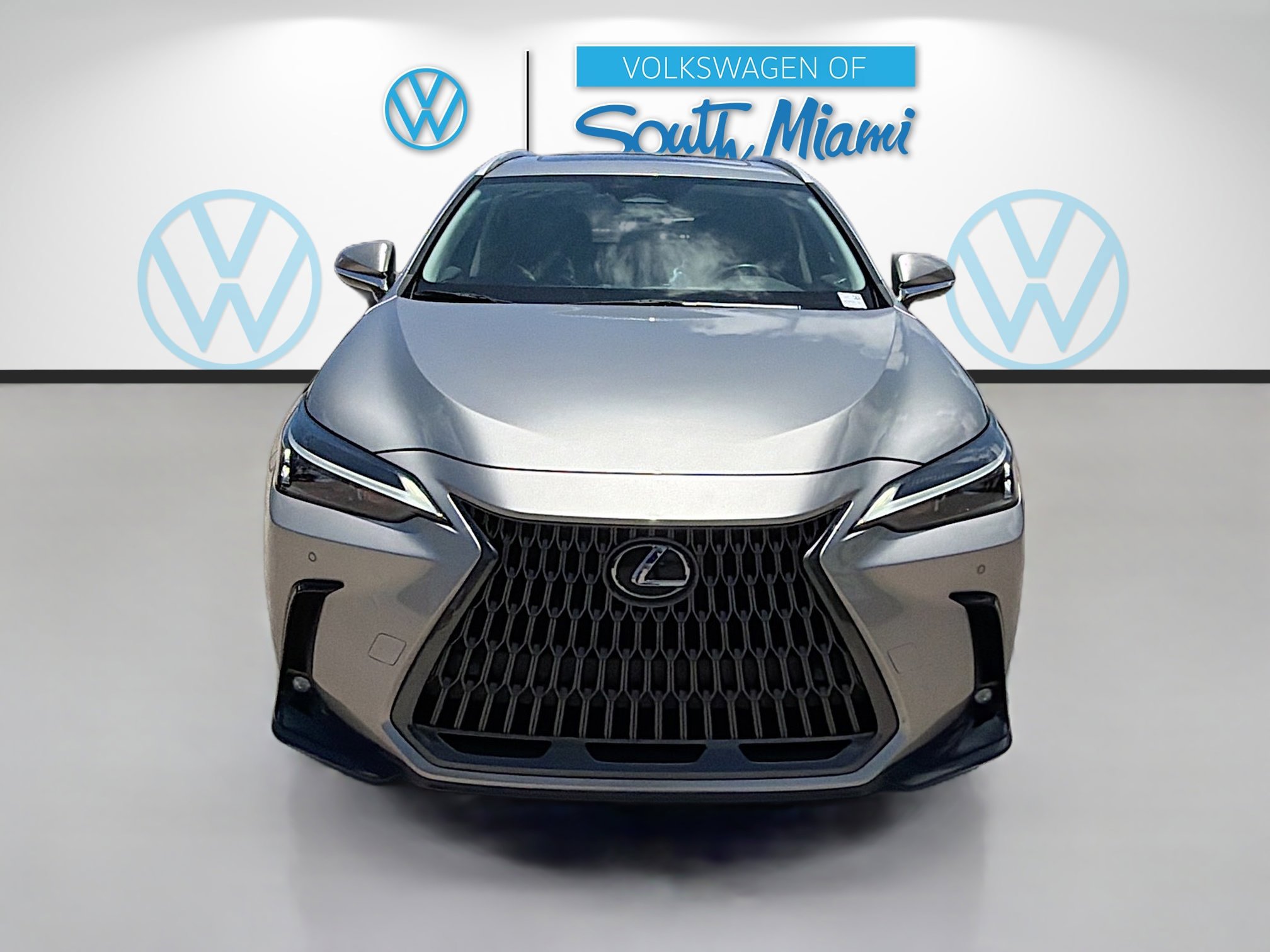 Used 2025 Lexus NX 250 FWD w/ Accessory Package (2T) image 2
