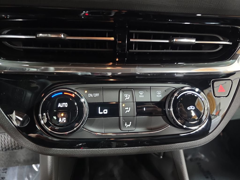 New 2026 Buick Envista Sport Touring w/ Convenience II Package FWD image 20