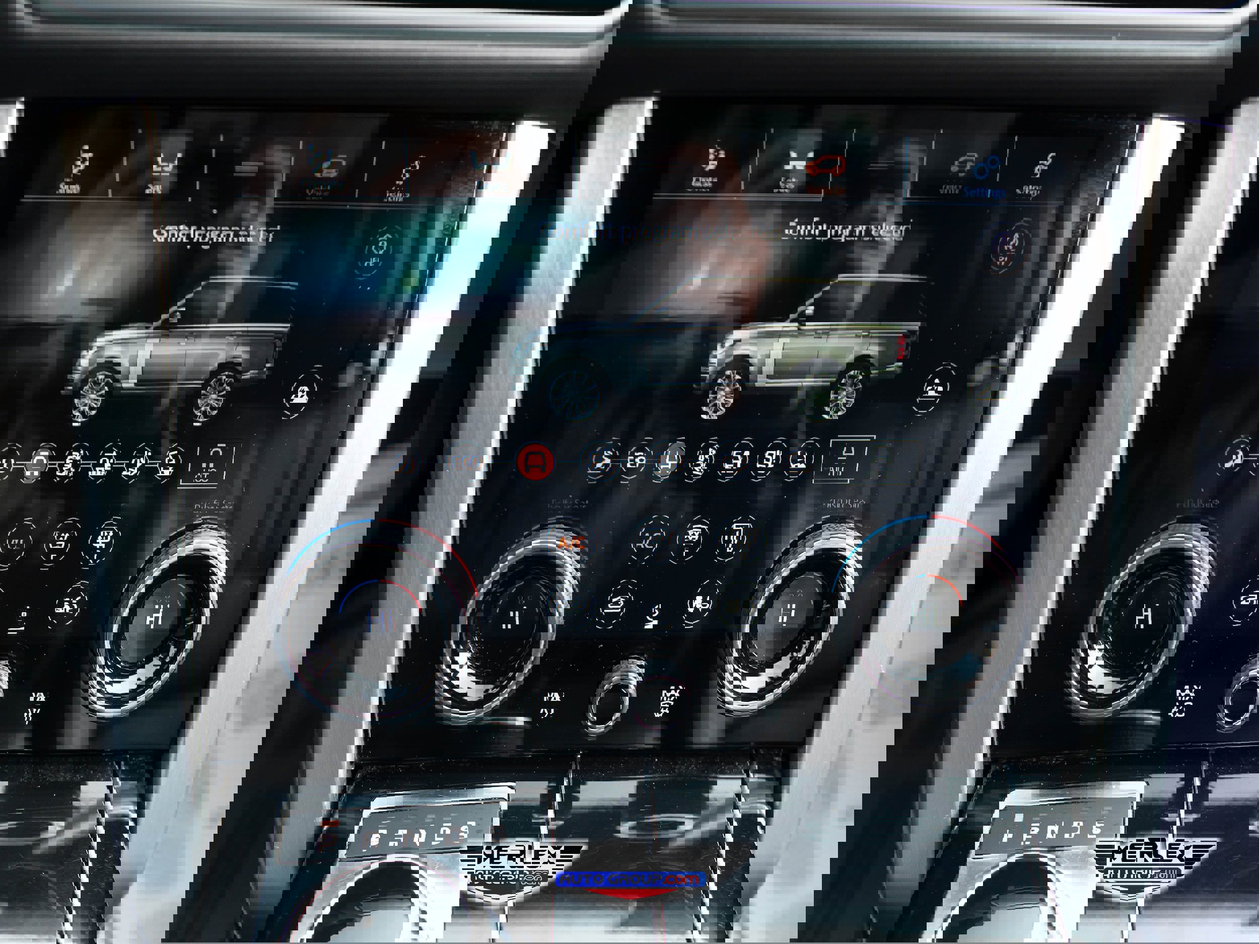 Used 2018 Land Rover Range Rover Long Wheelbase Supercharged image 35