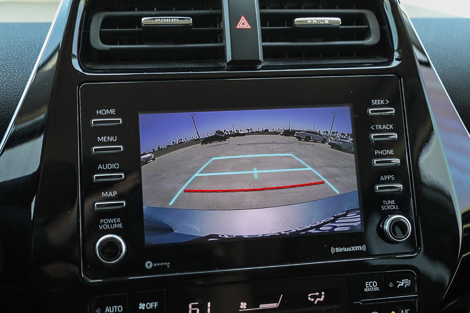 Used 2021 Toyota Prius L Eco FWD image 23