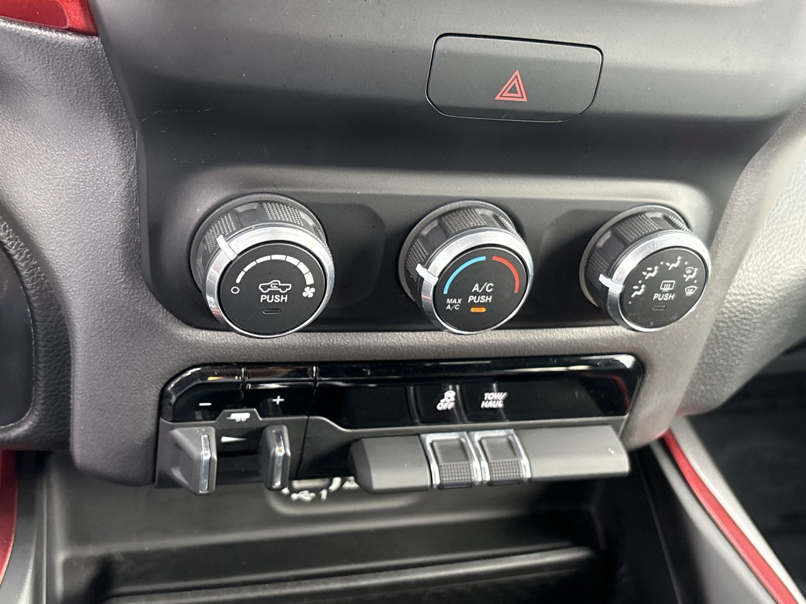 Used 2022 RAM 1500 Rebel AWD/4WD image 19