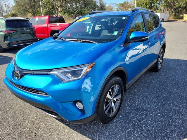 Used 2018 Toyota RAV4 XLE image 14