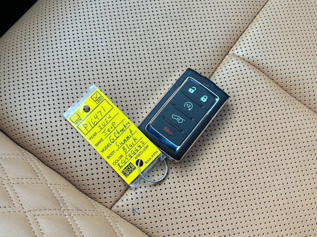 Used 2024 Jeep Grand Cherokee Summit w/ High Altitude Package image 30