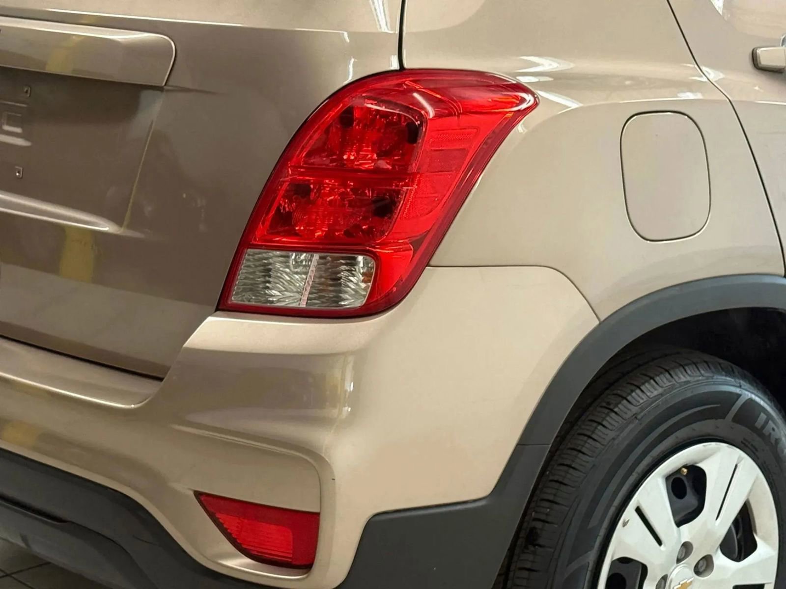 Used 2018 Chevrolet Trax LS image 10