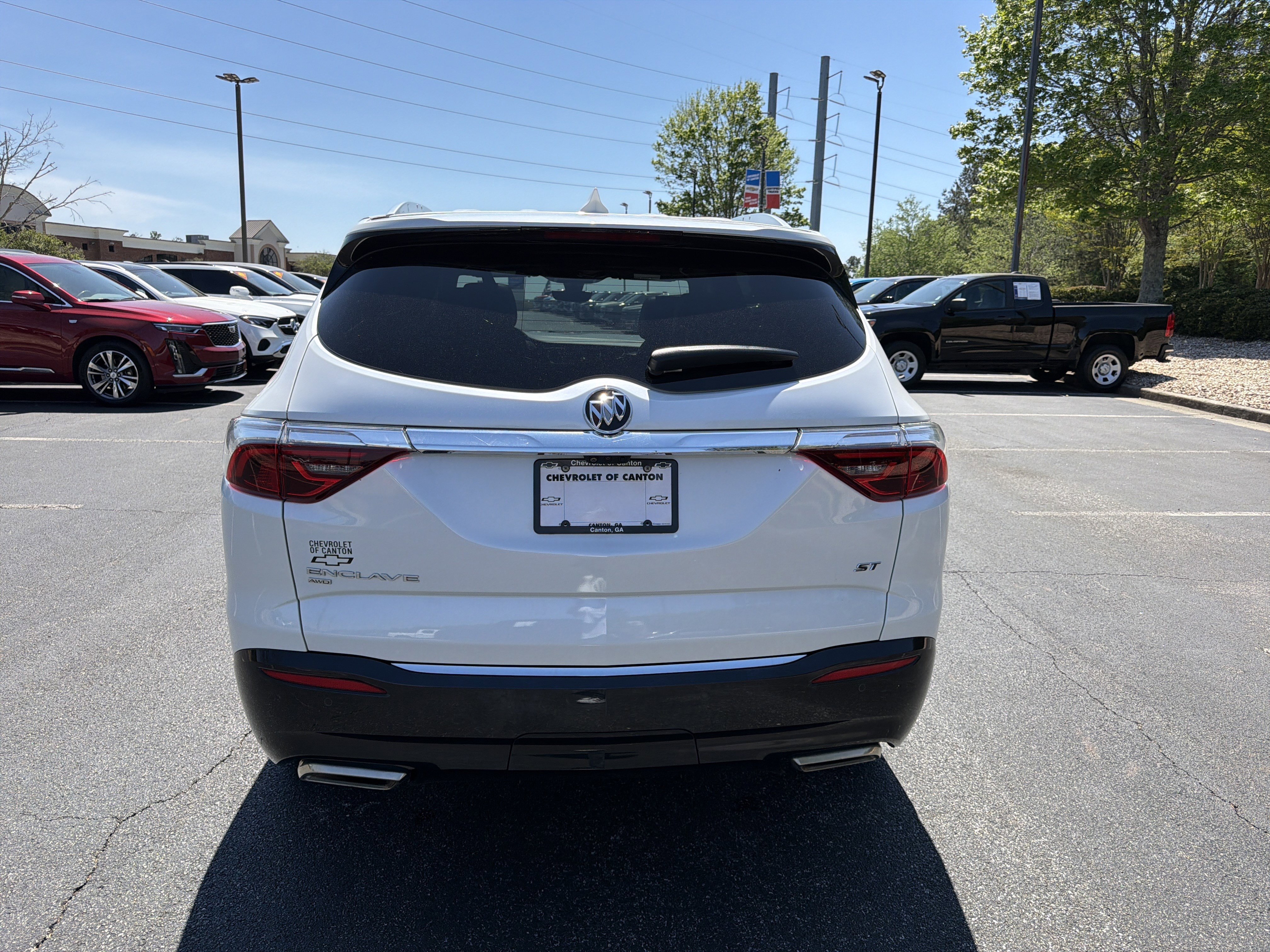 Used 2023 Buick Enclave Essence w/ Experience Buick Package AWD/4WD image 6