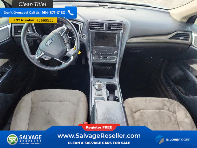 Used 2019 Ford Fusion SE w/ Equipment Group 151A image 11