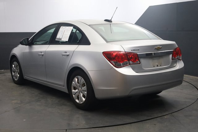 Used 2016 Chevrolet Cruze LS image 6